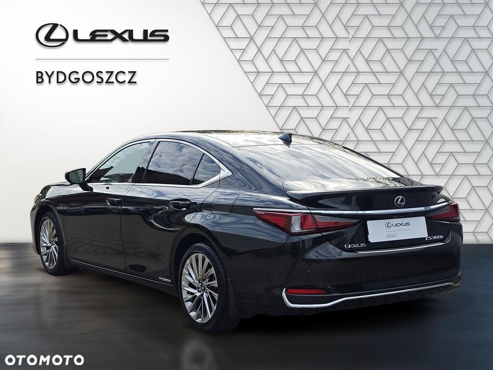 Lexus ES 300h Prestige - 4