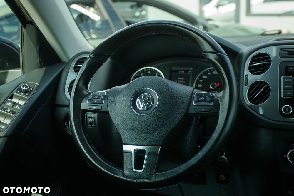 Volkswagen Tiguan 2.0 TSI 4Motion DSG Sport & Style - 23