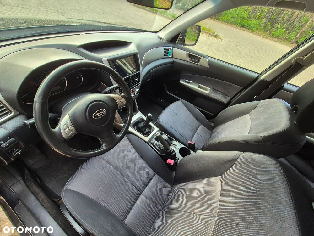 Subaru Forester 2.0X Active - 10