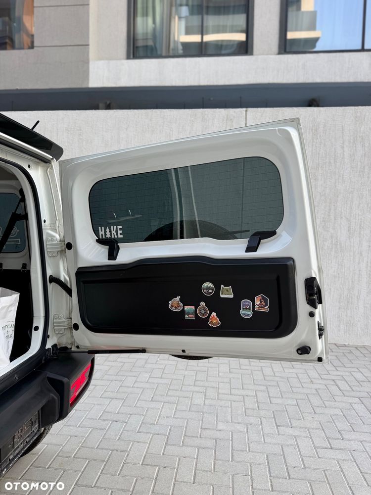 Suzuki Jimny - 24
