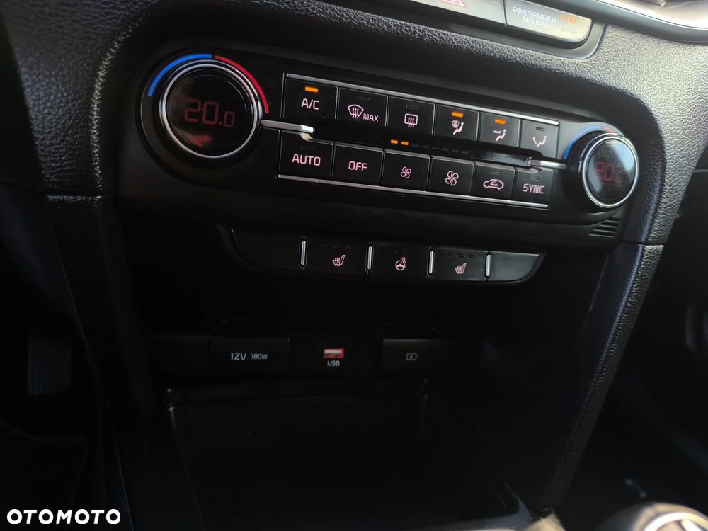 Kia Ceed 1.5 T-GDI OPF Spirit - 19