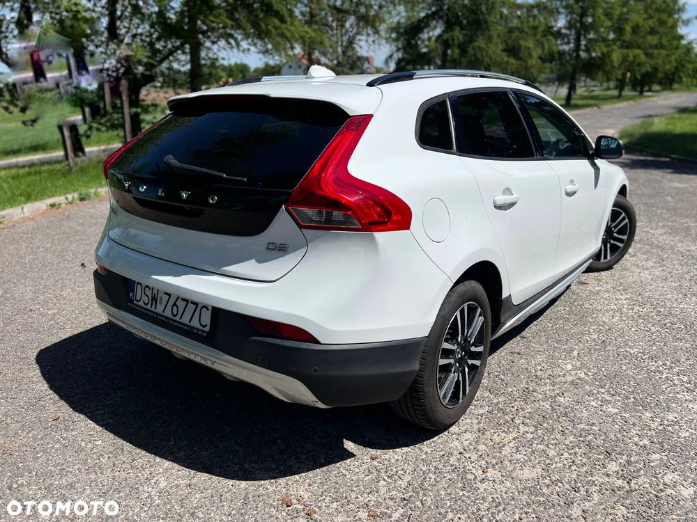 Volvo V40 Cross Country D2 Momentum - 2