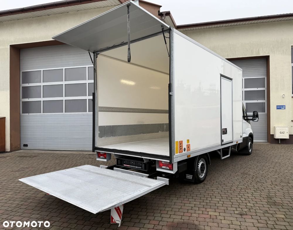 Iveco Daily Izoterma Winda - 8