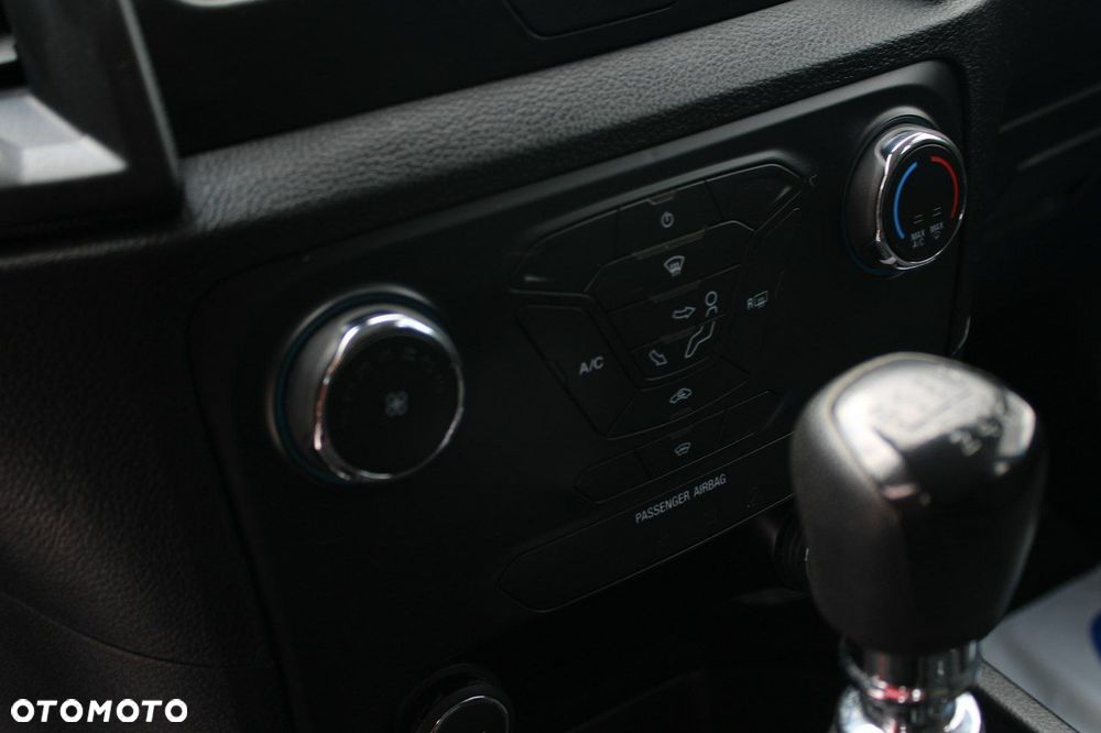 Ford Ranger - 26
