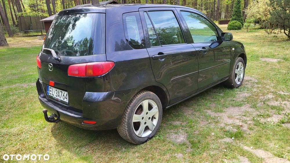 Mazda 2 2005 photo 4