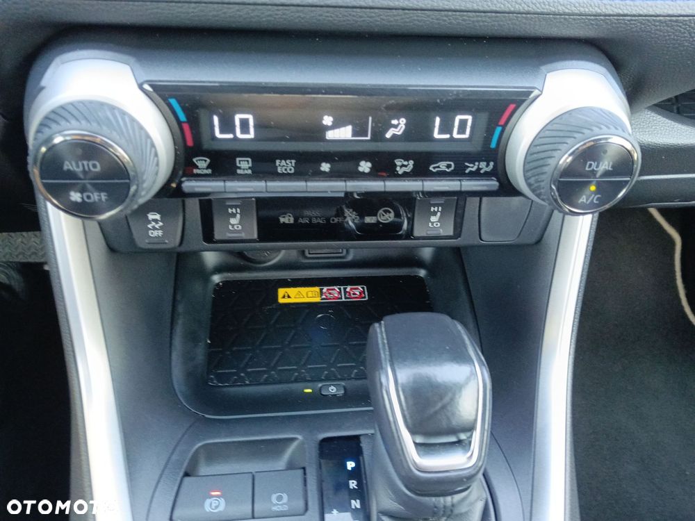 Toyota RAV4 2.5 Hybrid Selection 4x4 - 18