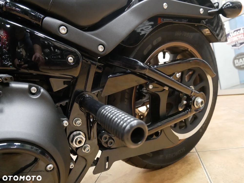 Harley-Davidson Softail Low Rider - 20