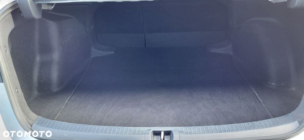 Toyota Corolla 1.5 Comfort - 28