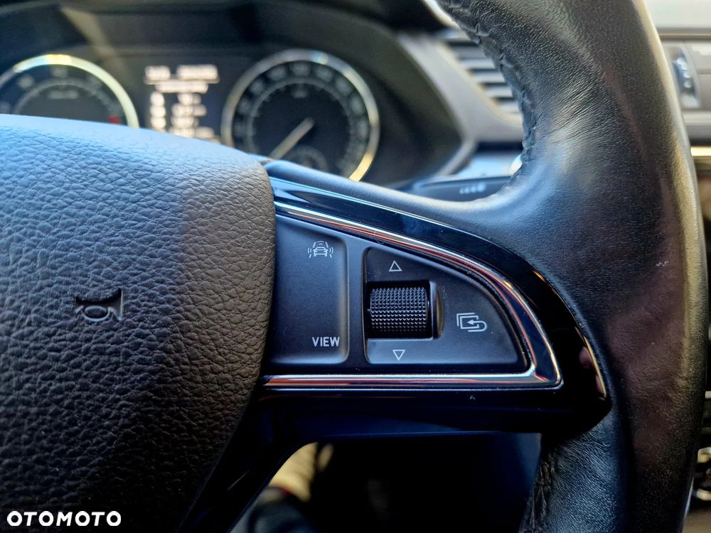 Skoda Superb 1.5 TSI ACT Active DSG - 14