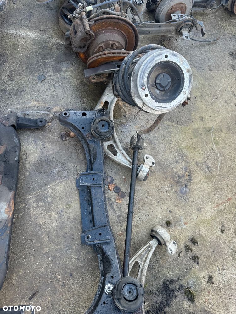 BMW e46 2.0 diesel Zawieszenie przód przednie belka sani mcperson ława sanki wachacz amortyzator zwrotnica tył przód tylnie przednie - 4