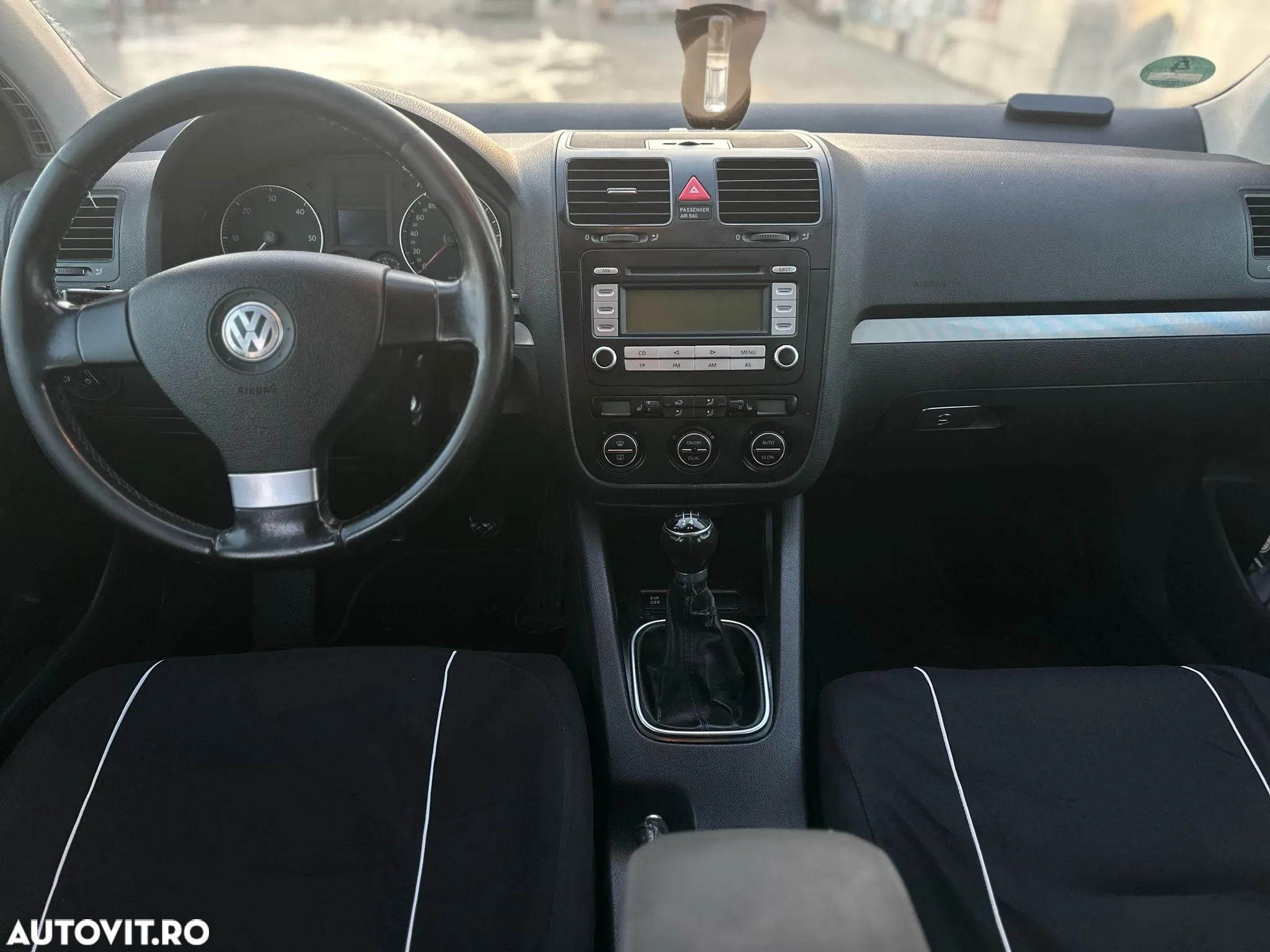 Volkswagen Golf 1.9 TDI GT Sport - 3