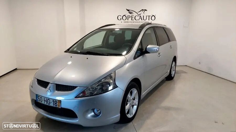 Mitsubishi Grandis - 2