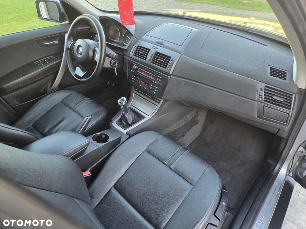 BMW X3 2.0d - 8