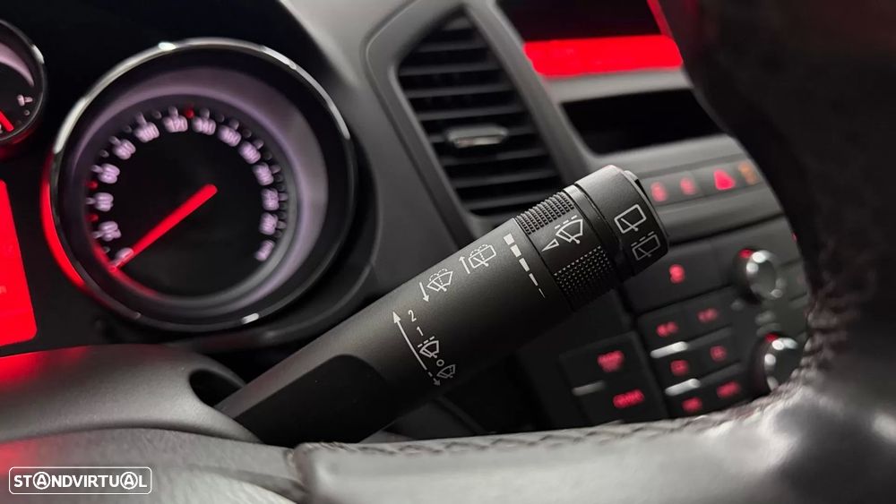 Opel Insignia Sports Tourer - 18