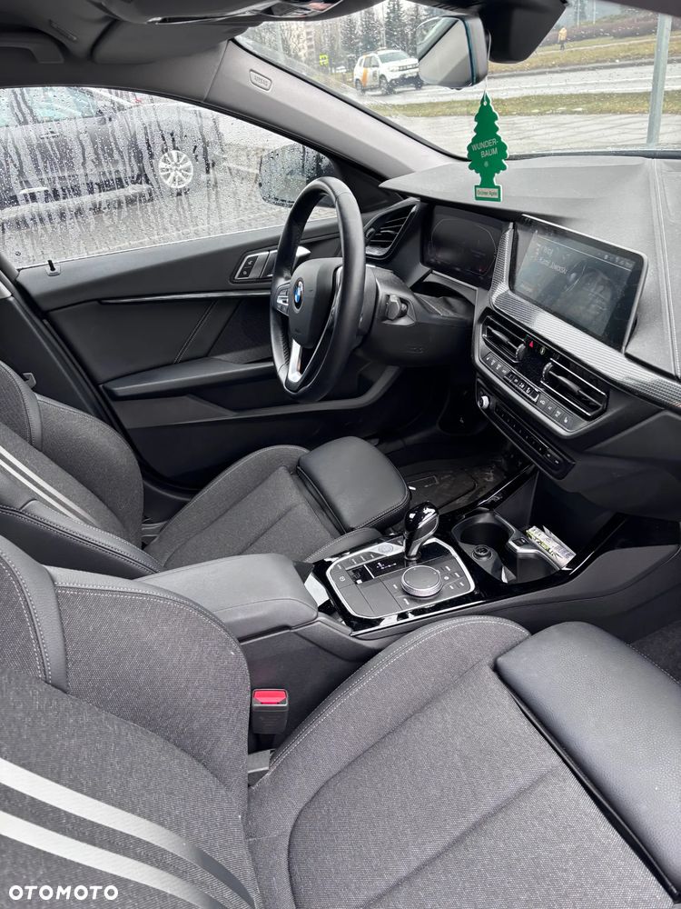 BMW Seria 1 118i Sport Line - 19