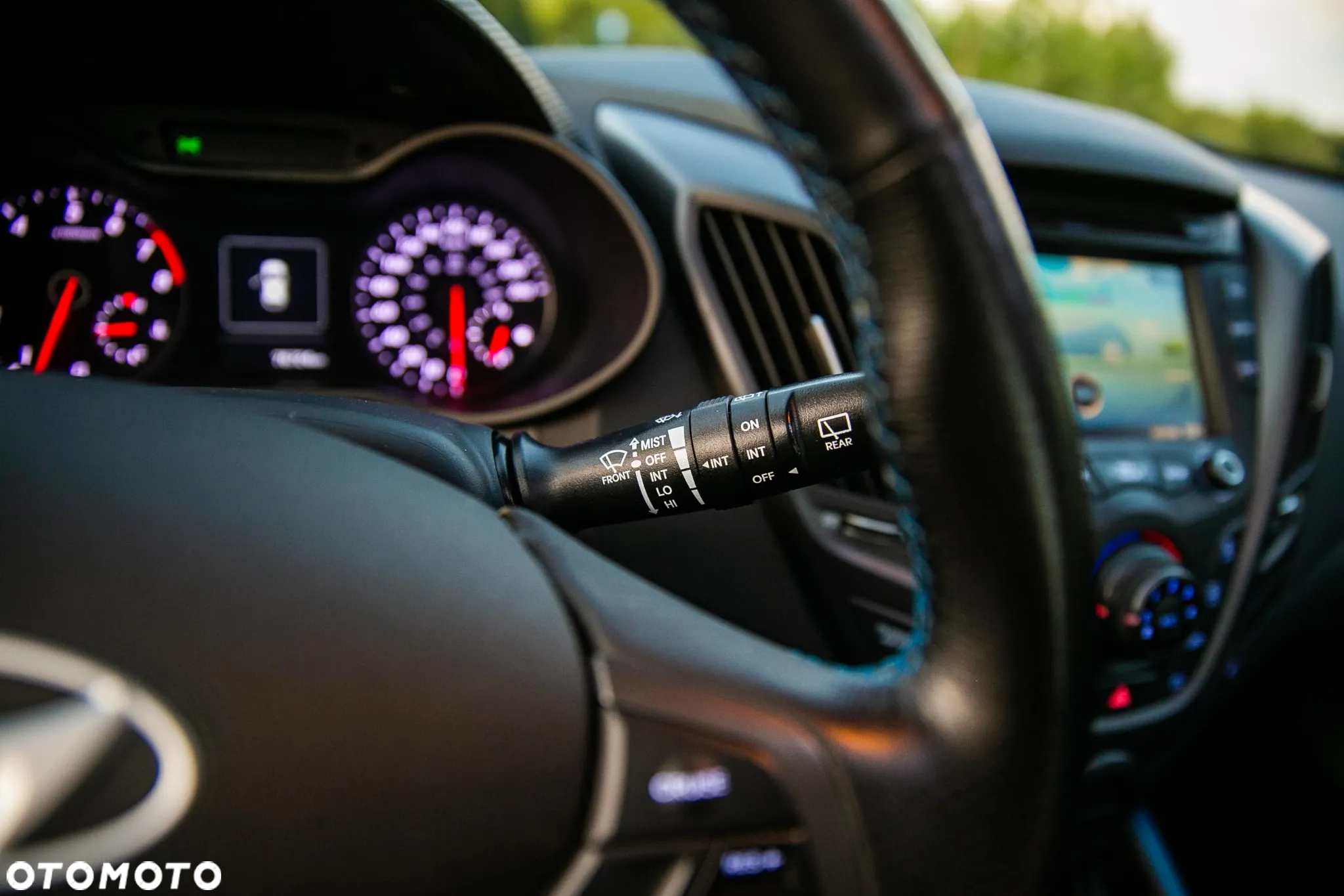 Hyundai Veloster - 11