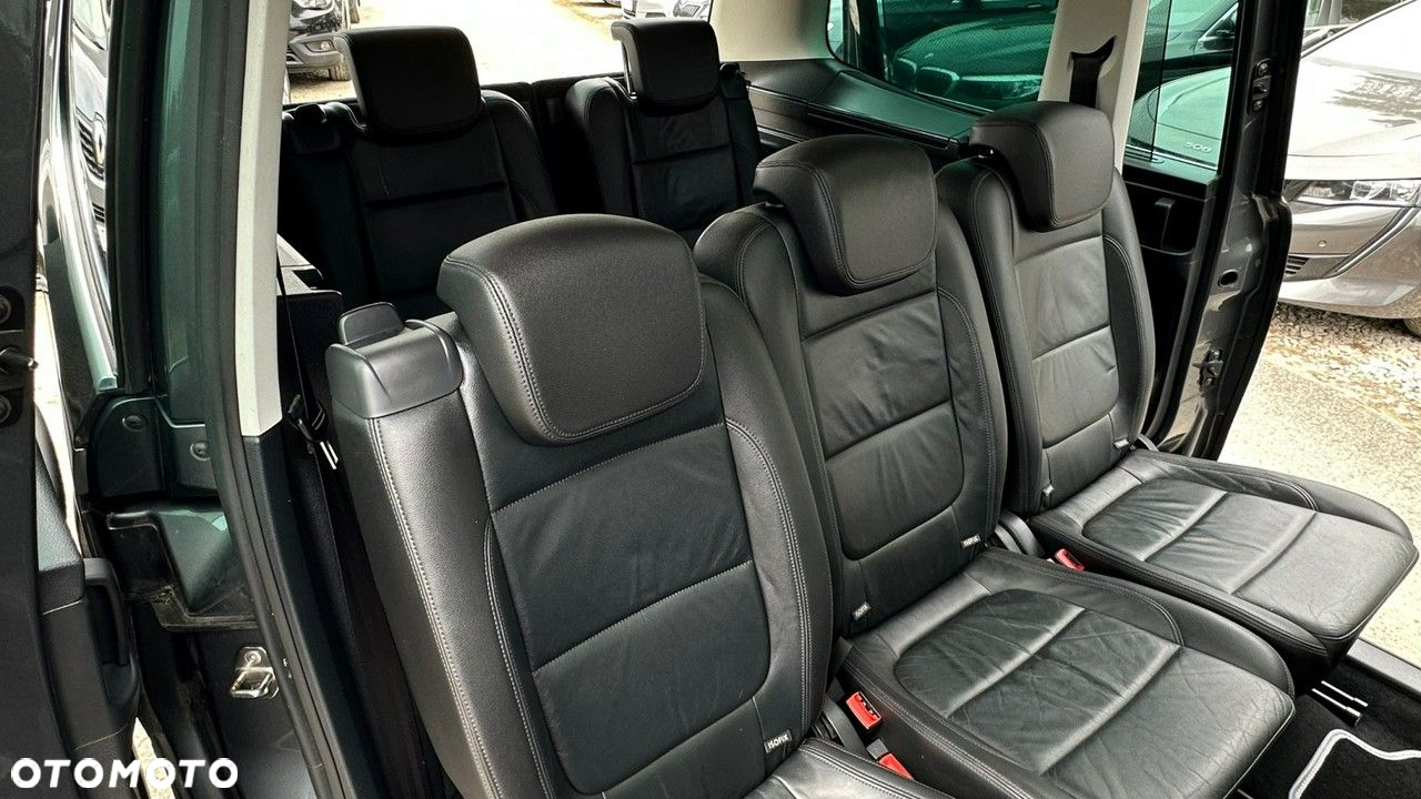 Volkswagen Sharan - 14
