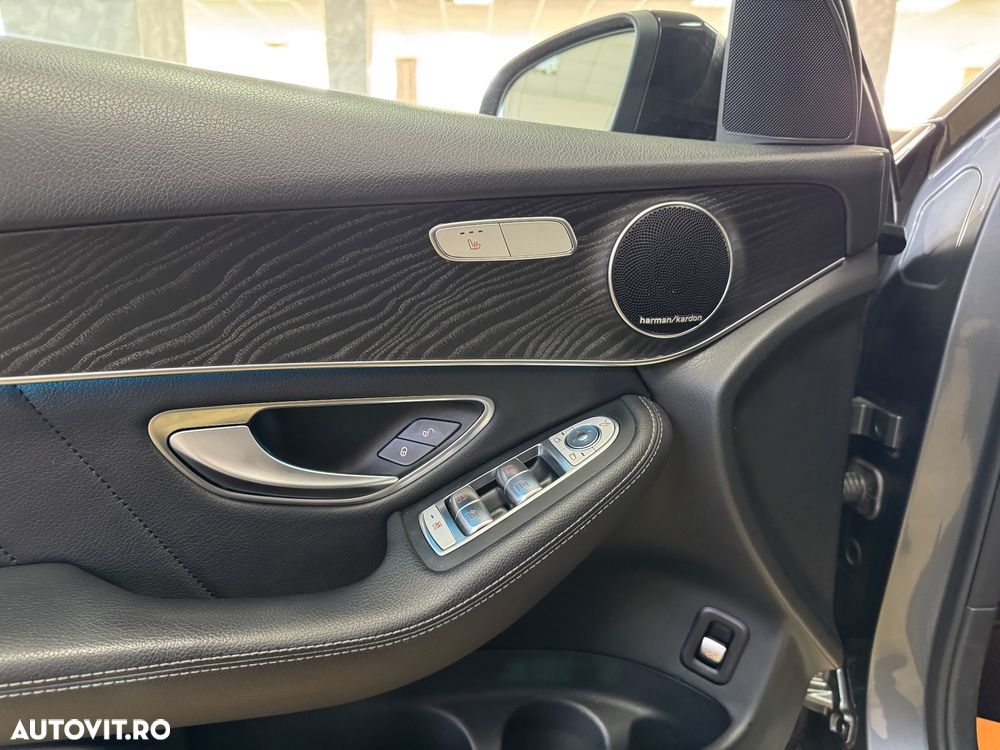 Mercedes-Benz GLC 350 e 4Matic 7G-TRONIC AMG Line - 27