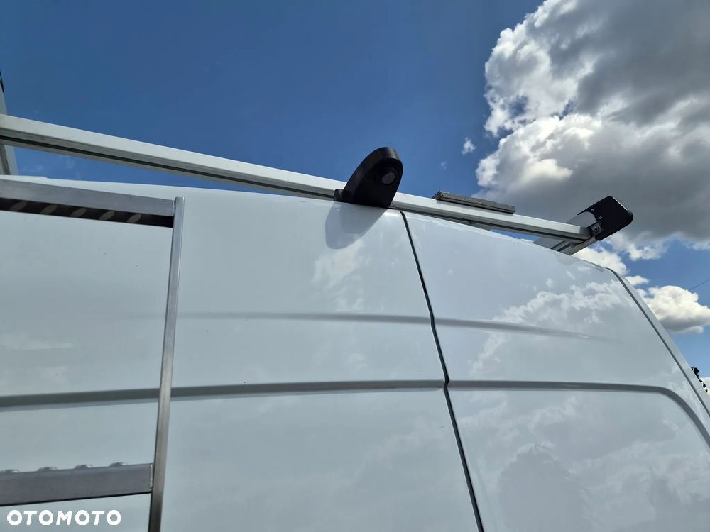 Opel Movano - 17