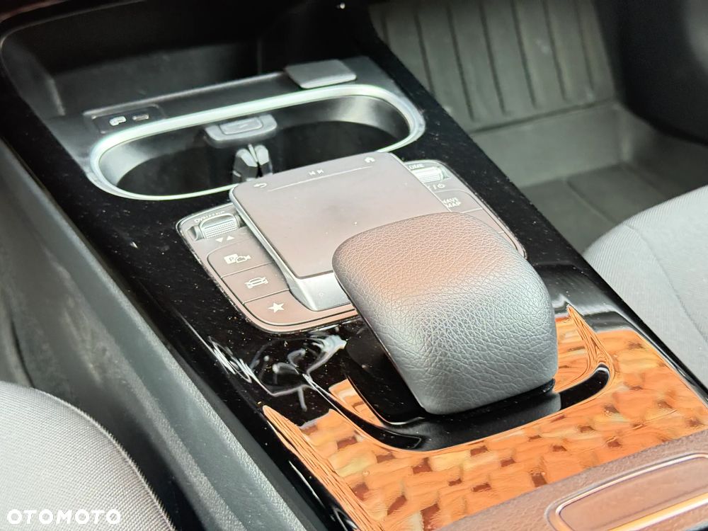 Mercedes-Benz Klasa A 200 d 4Matic 8G-DCT - 18