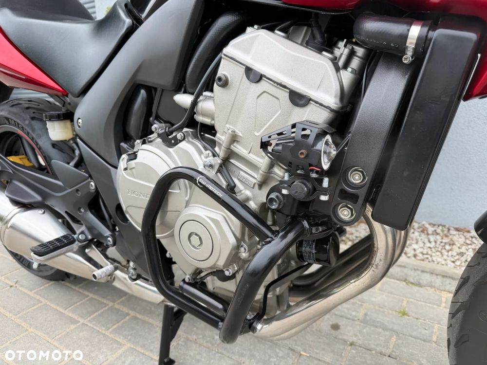 Honda CBF - 16
