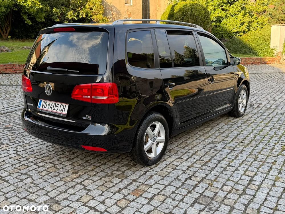 Volkswagen Touran - 6
