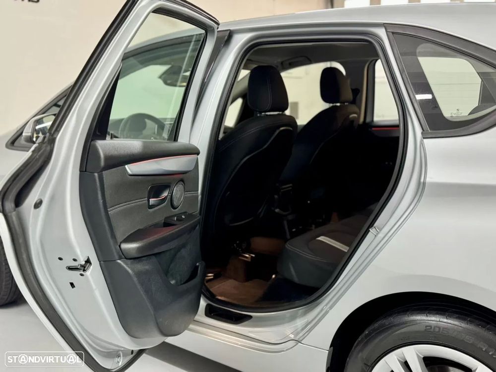 BMW 216 Active Tourer d Line Sport - 43