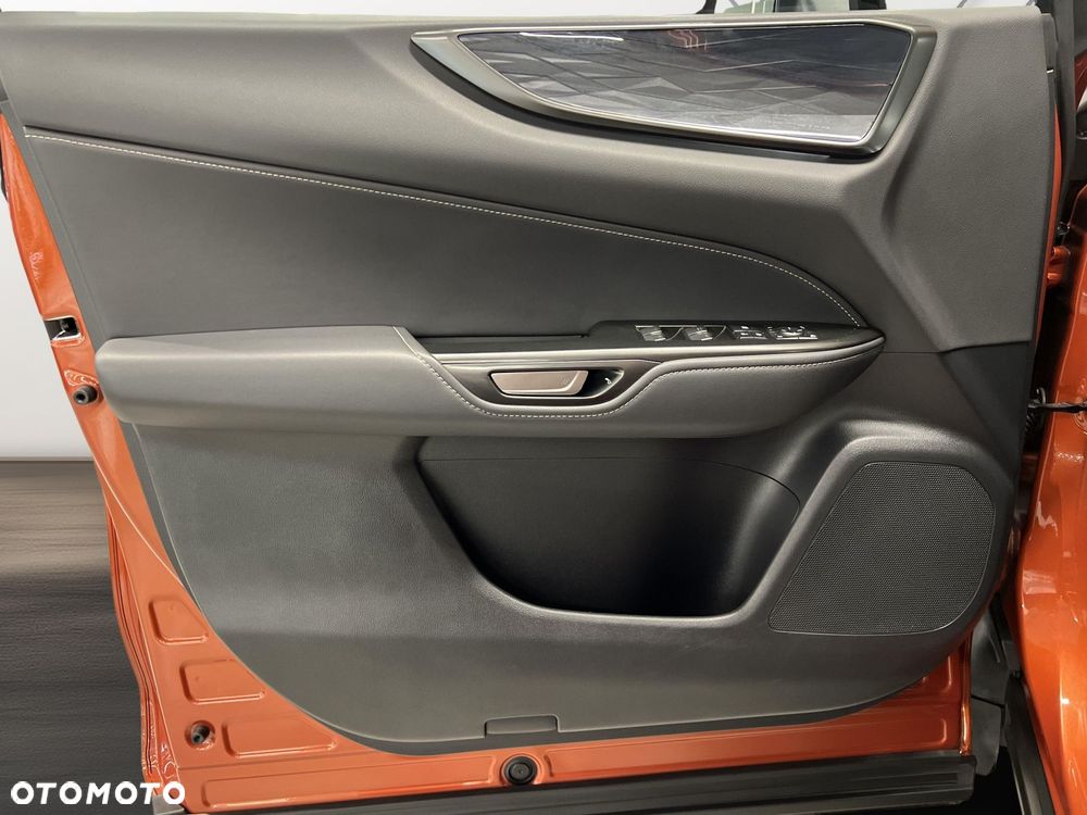 Lexus NX 350h Business AWD - 21