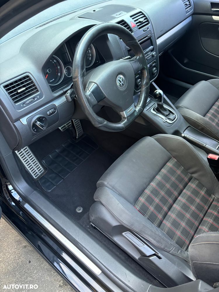Volkswagen Golf 2.0 FSI GTI DSG - 8