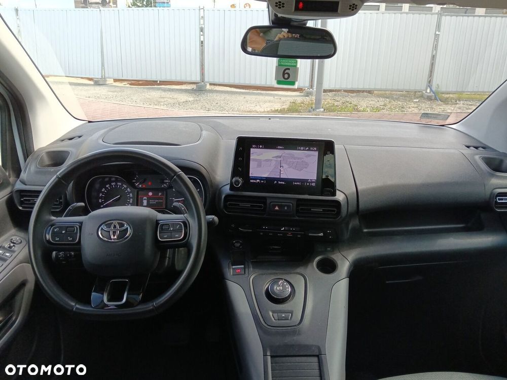 Toyota Proace City Verso 1.2 D-4T Family - 2