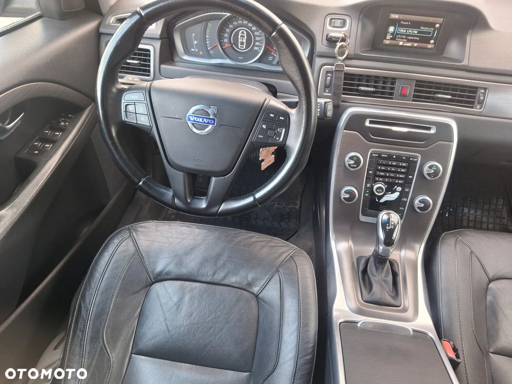 Volvo V70 T5 Powershift Summum - 26
