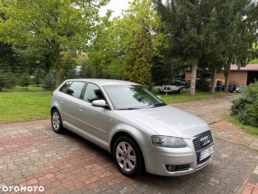 Audi A3 Sportback - 2