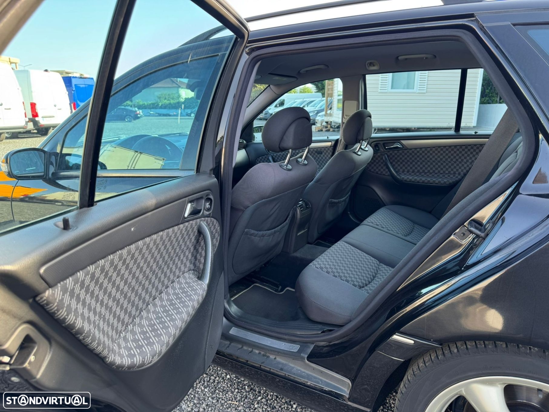 Mercedes-Benz C 220 - 18