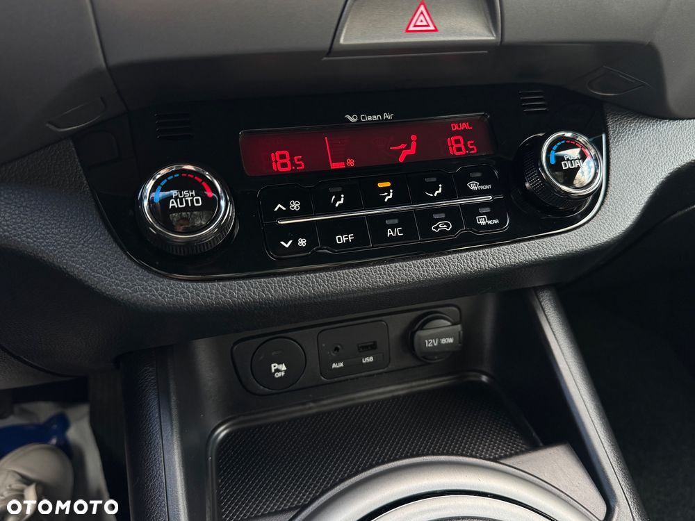 Kia Sportage 1.7 CRDI Business Line 2WD - 31