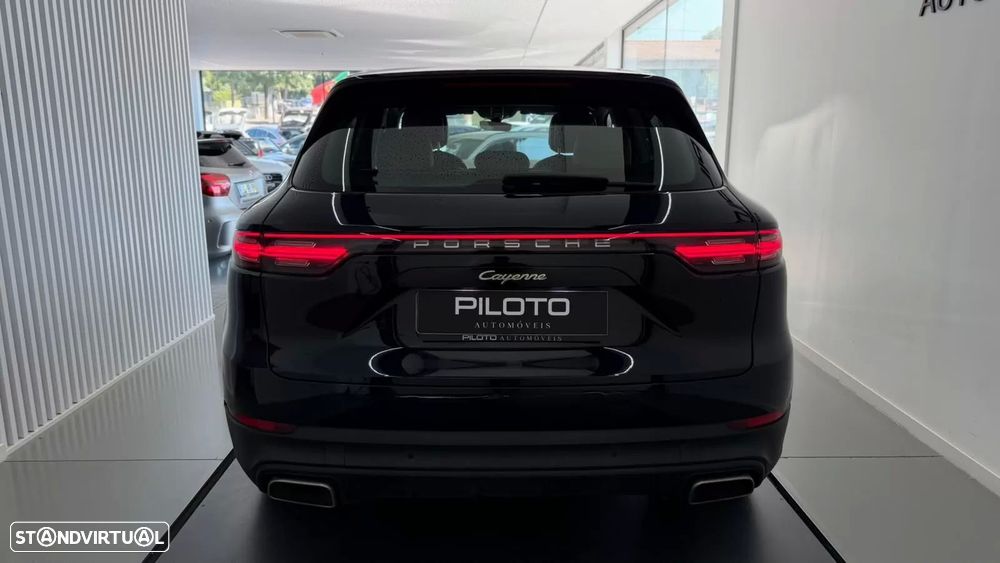Porsche Cayenne E-Hybrid - 8