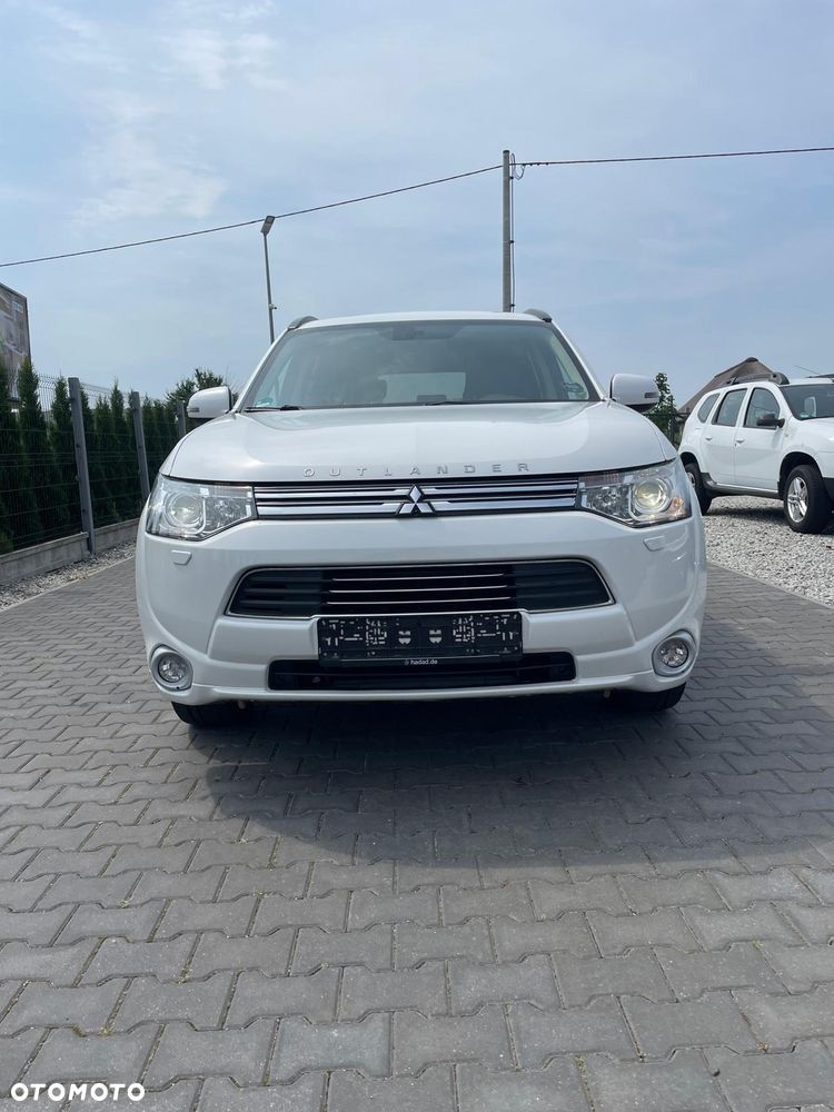Mitsubishi Outlander 2.0 4WD Top - 3