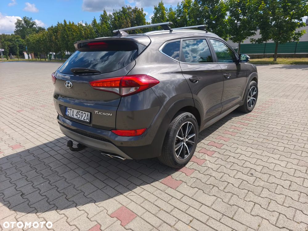Hyundai Tucson 2.0 CRDI BlueDrive Comfort 2WD - 4