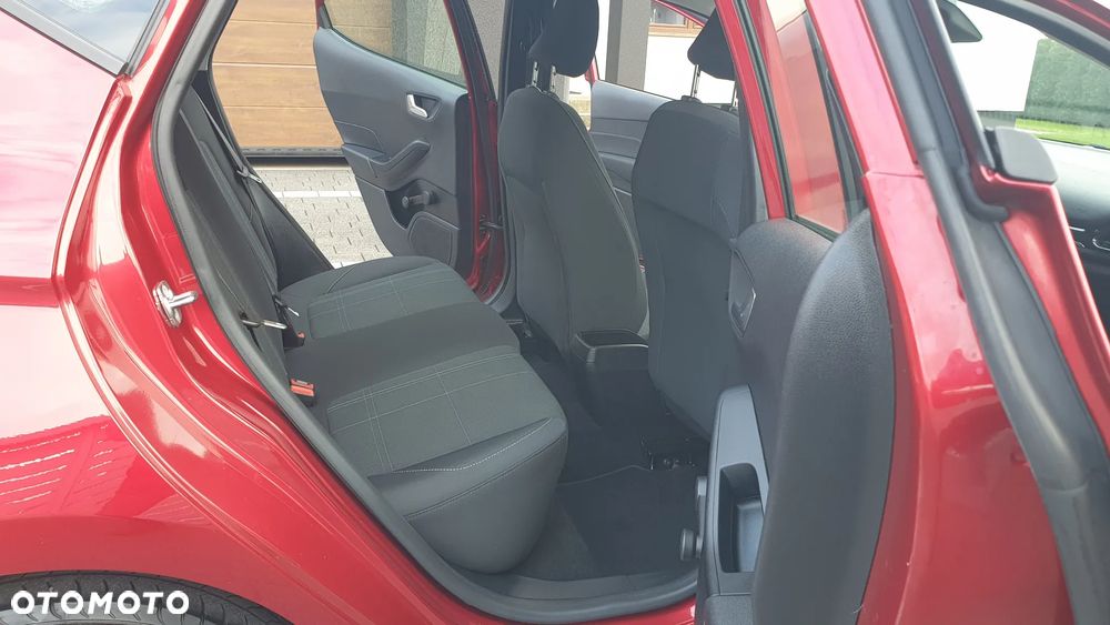 Ford Fiesta - 25