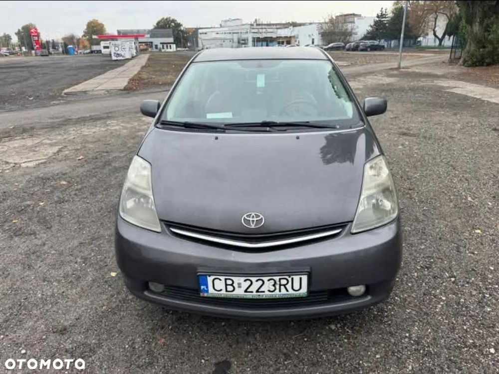 Toyota Prius 1.5 VVT-i Sol - 2