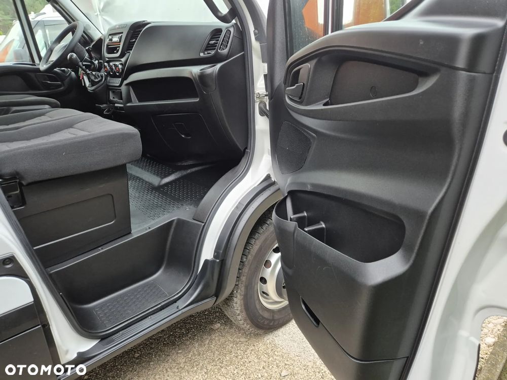 Iveco 70C17 3.0 170KM Skrzyniowy, Burtofiranka 12 palet - 8