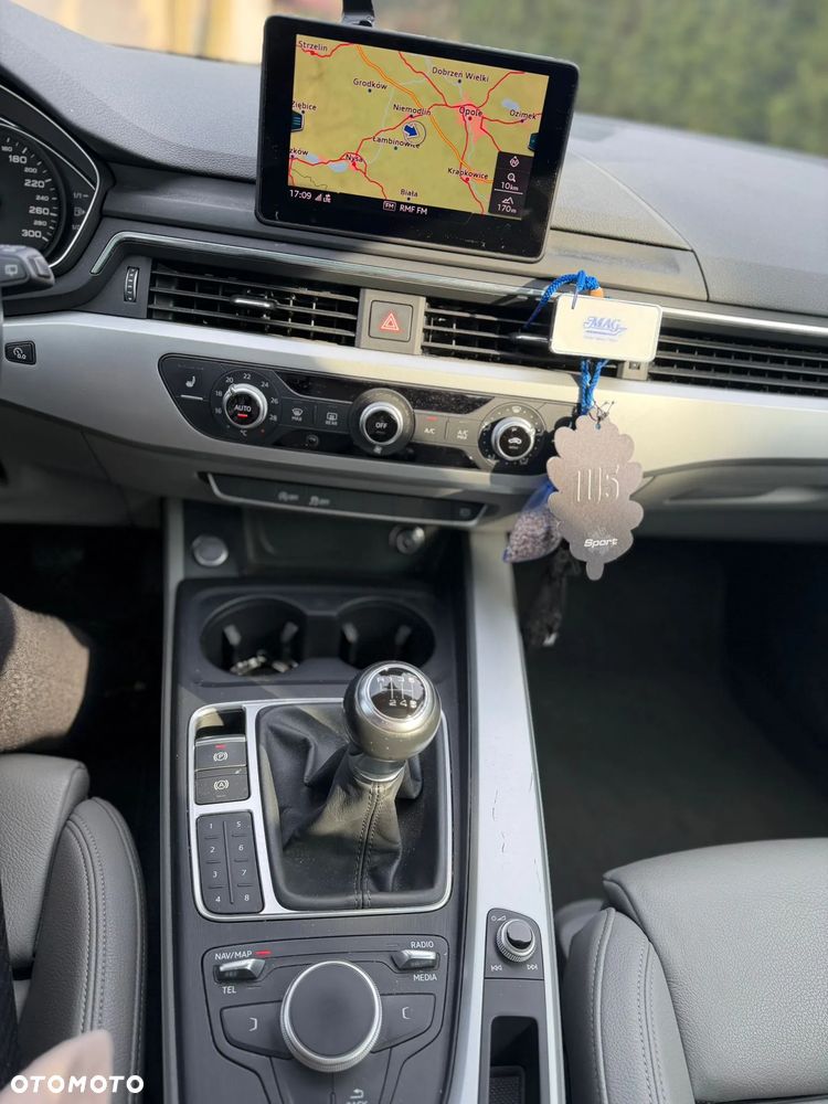 Audi A4 Avant 2.0 TDI - 13