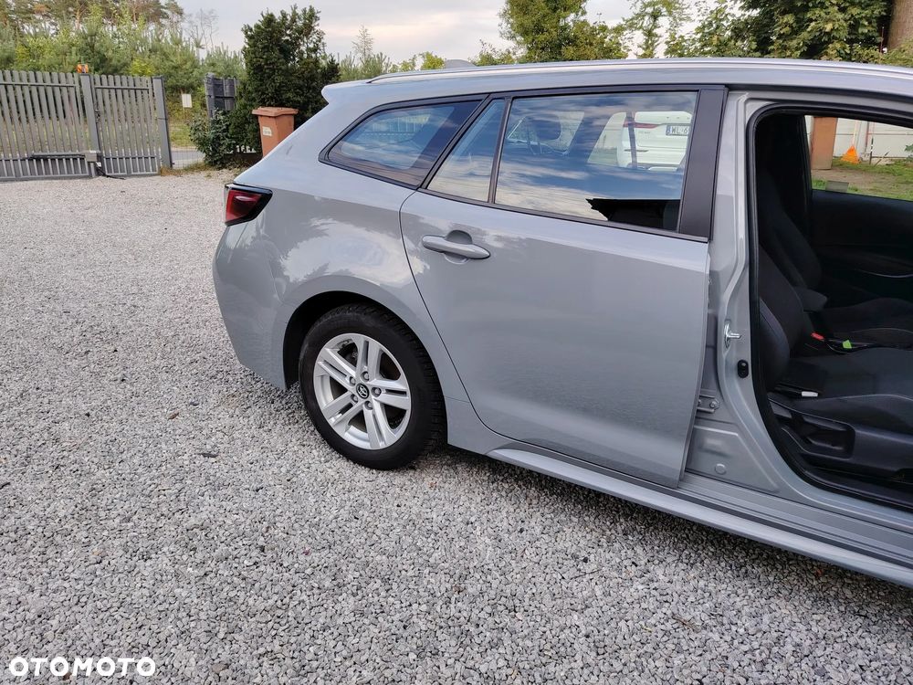 Toyota Corolla 1.8 Hybrid Comfort - 12