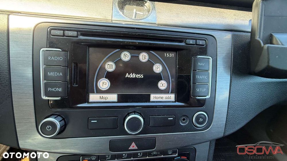 Volkswagen Passat - 26