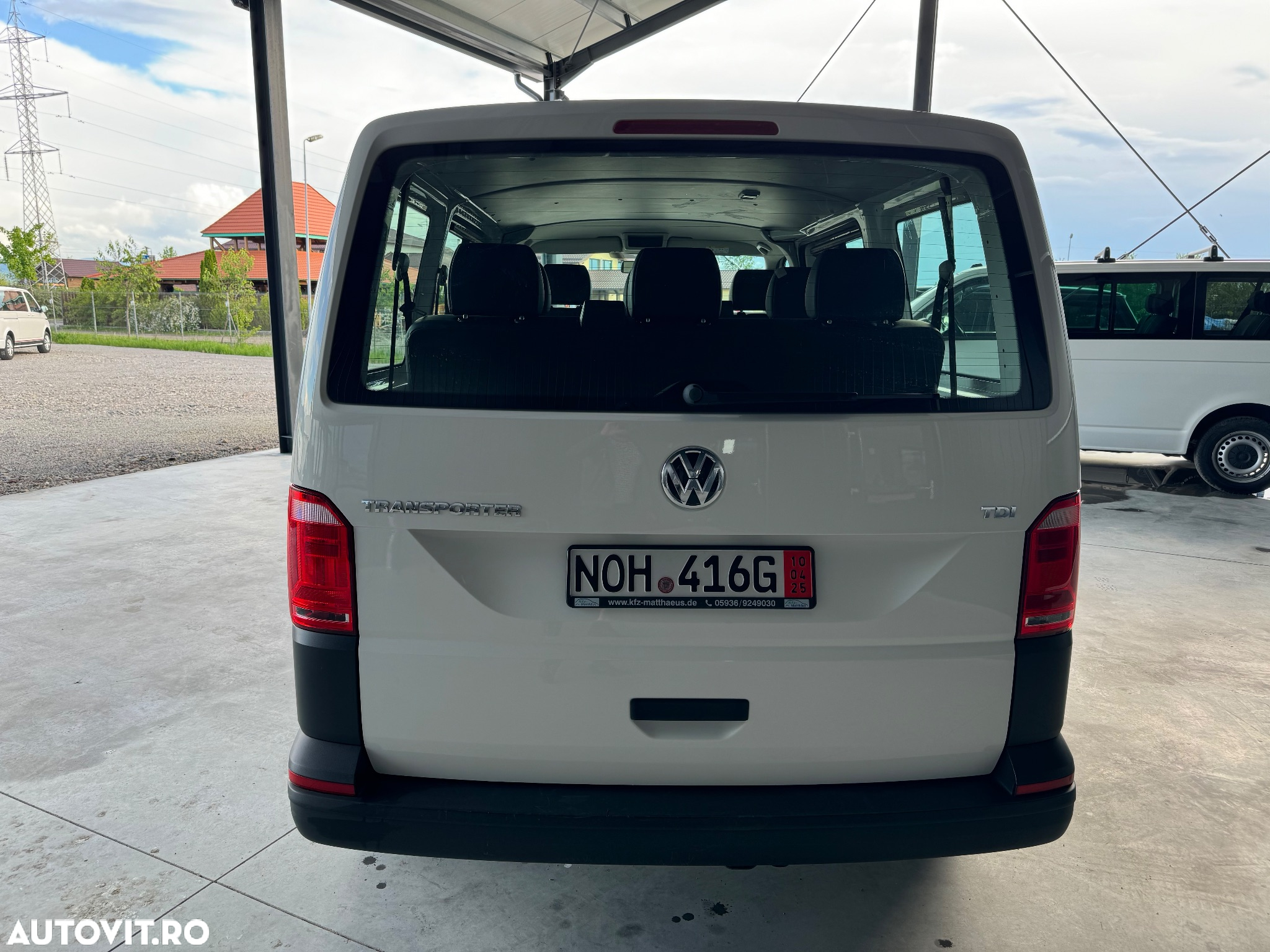 Volkswagen Transporter Kombi T6 2.0 TDI 75 kW KR - 10