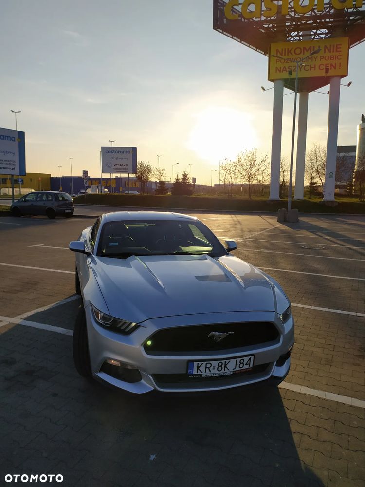 Ford Mustang 2.3 Eco Boost - 4