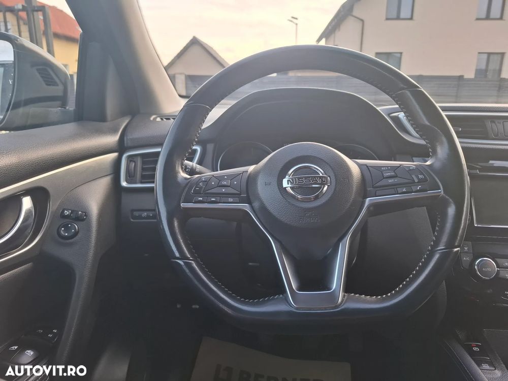 Nissan Qashqai 1.5D 114CP 2WD N-Connecta - 25