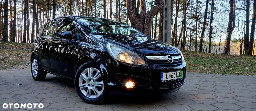 Opel Corsa 1.2 16V - 1