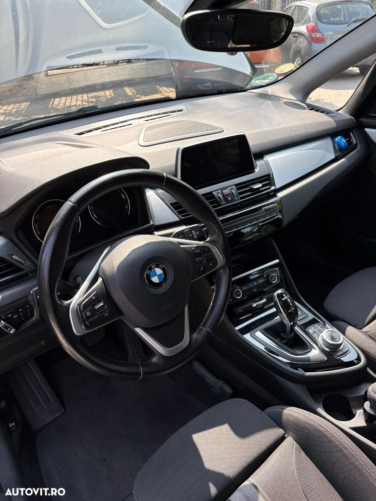 BMW Seria 2 218d AT - 2