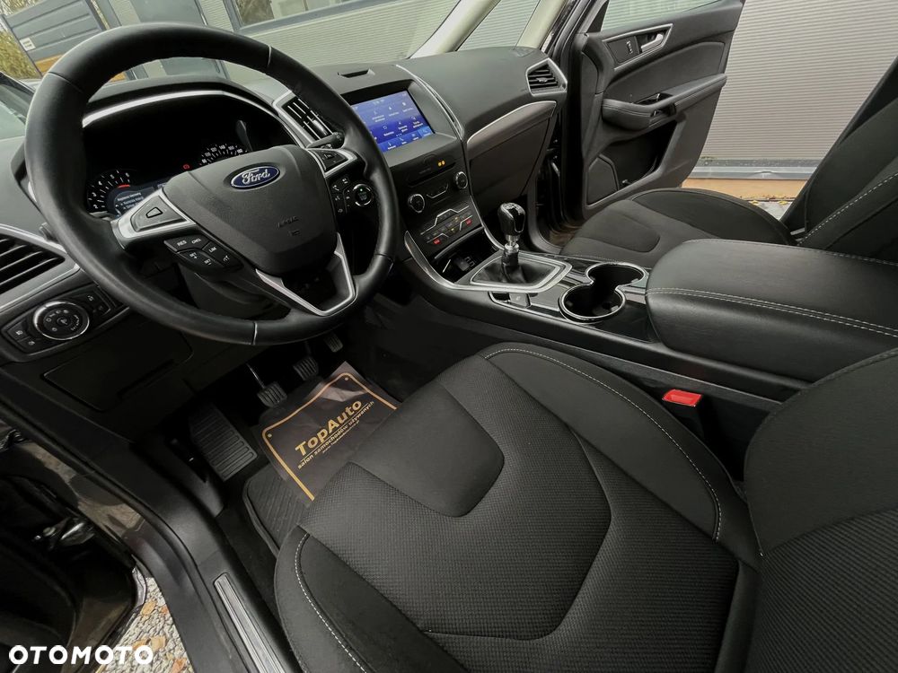 Ford S-Max 2.0 EcoBlue Titanium - 19