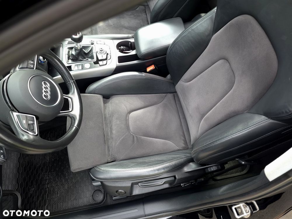 Audi A4 Avant 2.0 TDI S tronic - 14